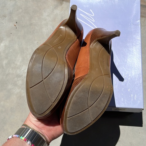 Marc Fisher Brown Leather Wood Heels - Picture 4 of 4